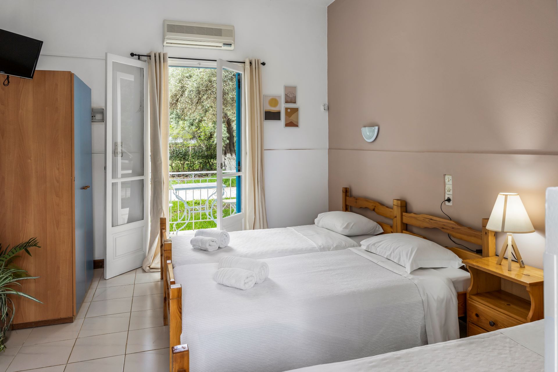 oceanis rooms lefkada