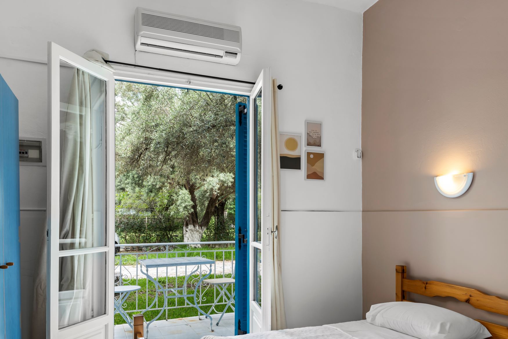 oceanis rooms lefkada